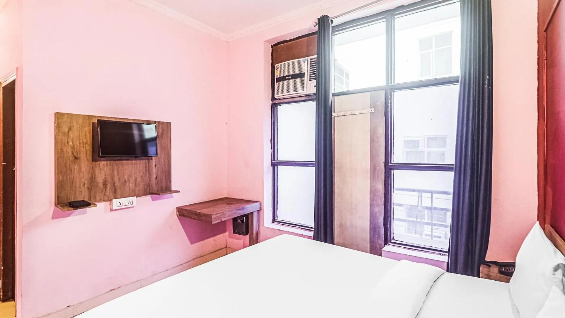 Hotel O Avni Residency Gurgaon