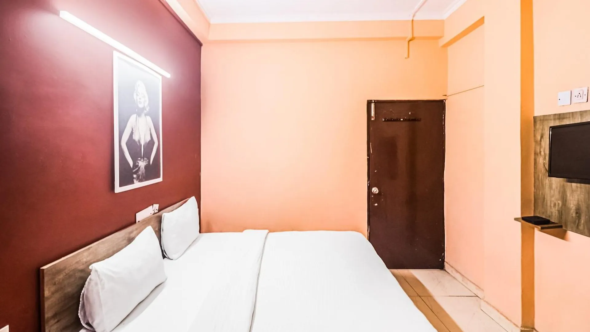 Hotel O Avni Residency Γκουργκάον Ινδία